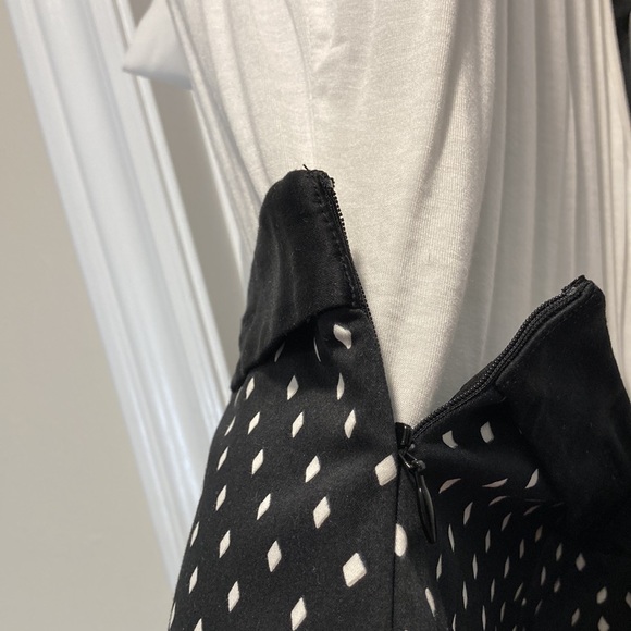 NWOT - White House Black Market Diamond Pencil Skirt & Bow Waistband - Sz 10 - Picture 16 of 16